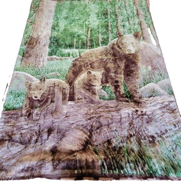 Blanket Throw Mama‎ Bear Cubs Forest Woods Wild Wear Queen 81 x 62 Plush Fleece - Picture 1 of 16